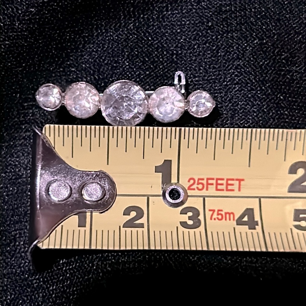 Vintage Sweet Rhinestone Brooch Pin - Picture 2 of 3